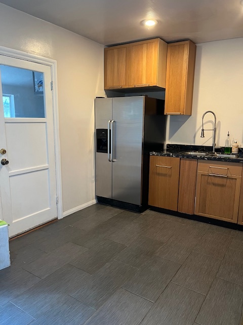 kitchen door to laundry room - 625 W Maple St