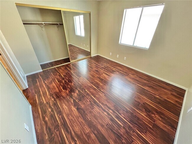 Building Photo - 749 Rock Springs Dr