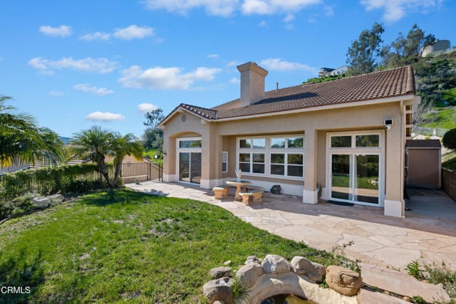 Building Photo - 815 Vista Grande Dr