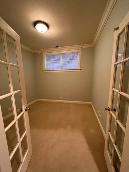 4th Bedroom - 2042 N Racine Ave