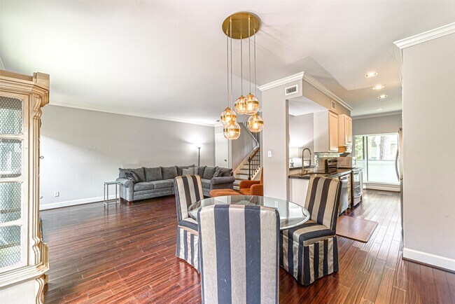 Building Photo - 701 Bering Dr