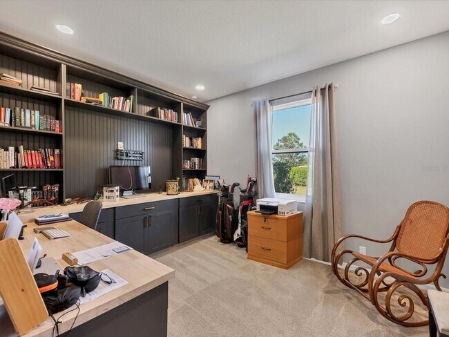 Building Photo - 1041 Buttercup Glen