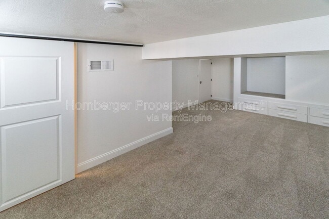 Building Photo - 4614 N Whitehouse St