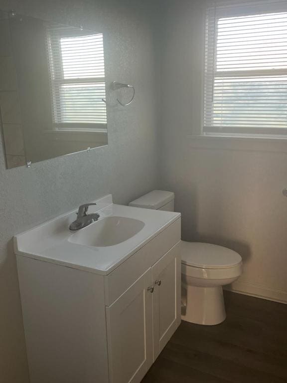 Building Photo - 301 NE 26th St