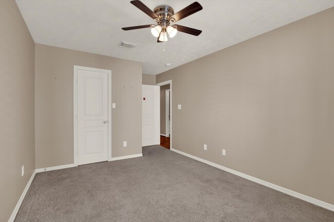 Building Photo - 1524 Birdsall St