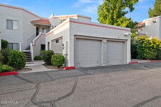 Building Photo - 885 N Granite Reef Rd