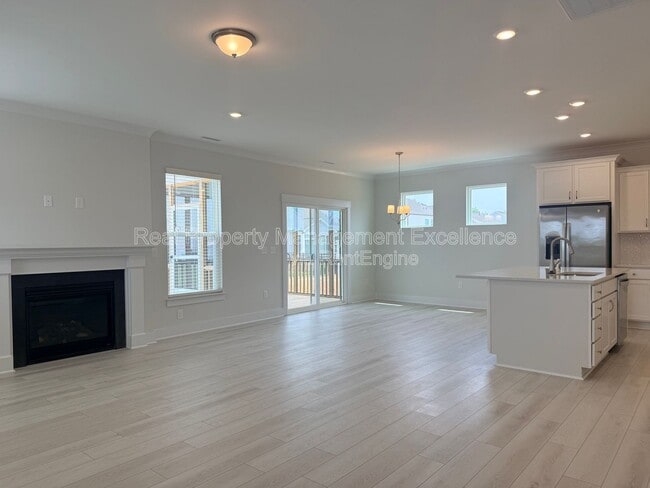 Building Photo - 150 Steppe Wy