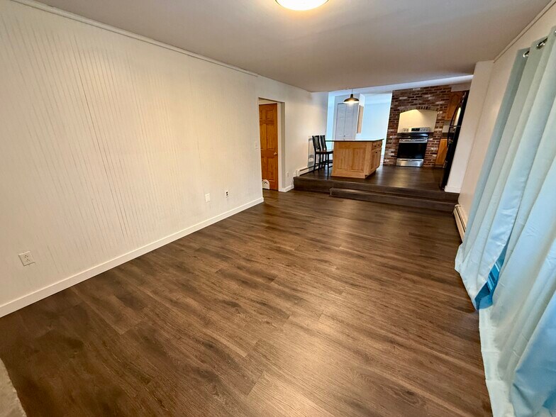 Building Photo - 5524 Taormina Dr