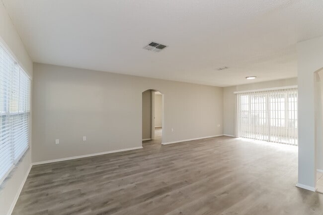 Building Photo - 9344 Wolcott Ln