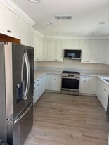 Building Photo - 1504 253rd St