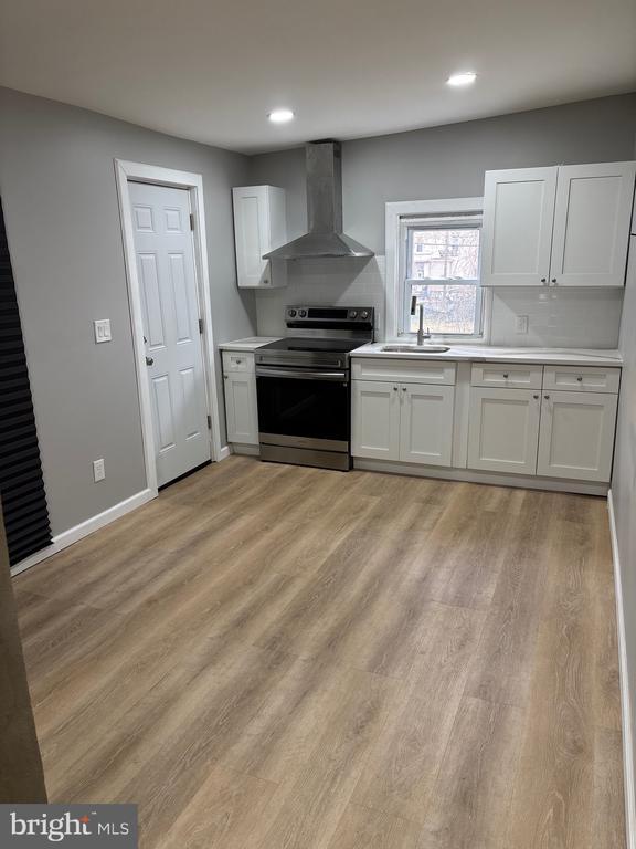 Building Photo - 1270 Liberty St