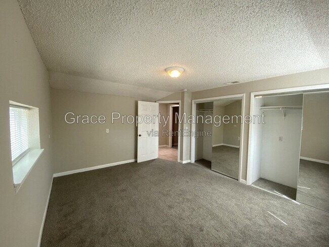 Building Photo - 636 Tennyson St