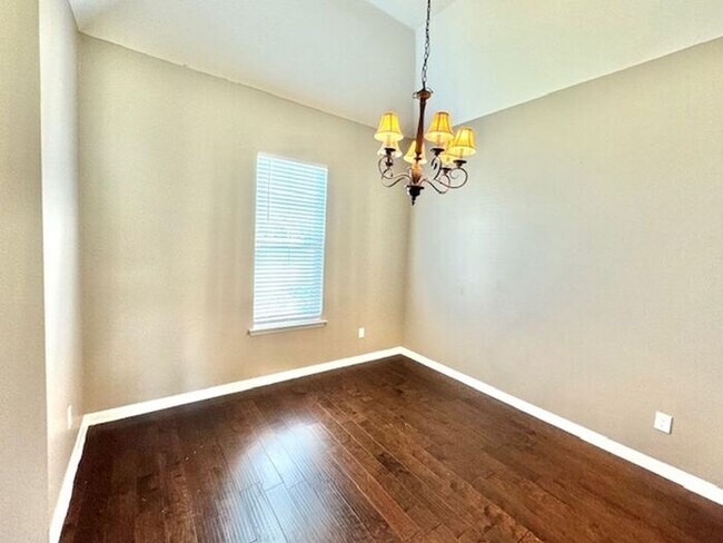 Building Photo - Now Leasing A 4 Bedroom 2 Bath Home In Horn Lake