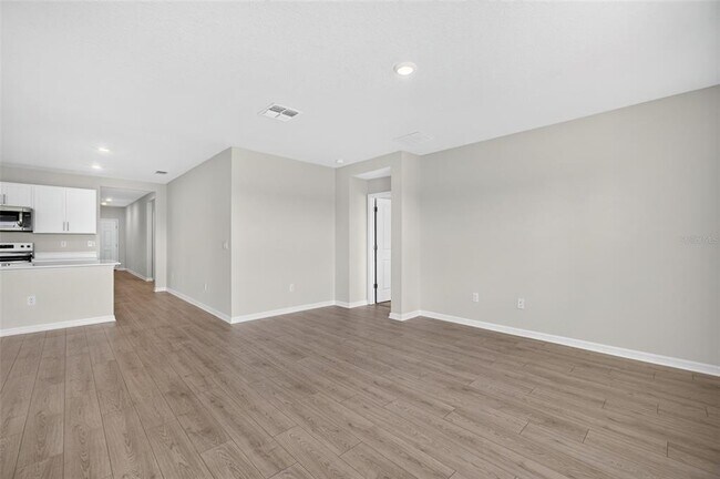 Building Photo - 10924 Rabbit Grv Trl
