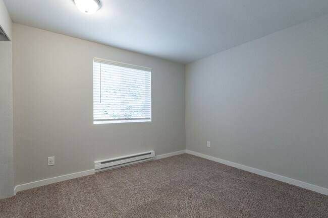 Building Photo - Three Bedroom with Forest Views!