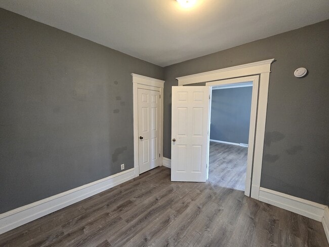 Building Photo - 1148 Columbia St