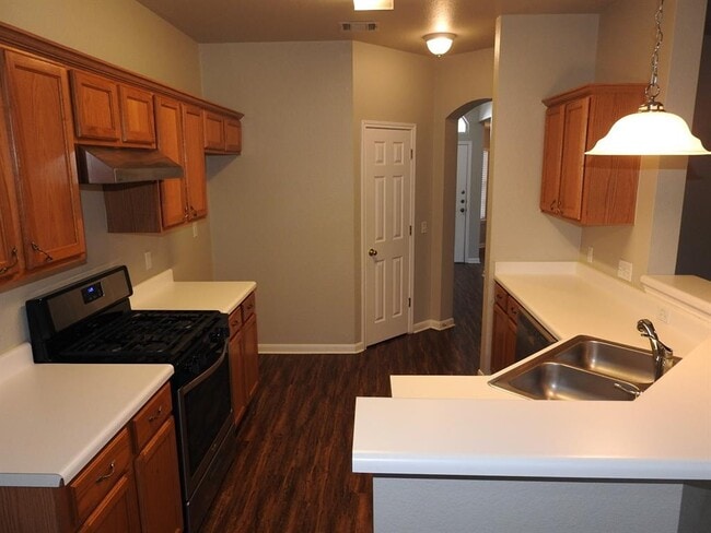 Building Photo - 440 Zebra Dr