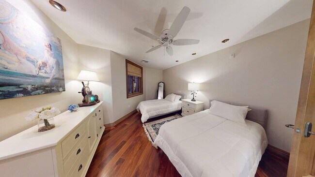 Building Photo - Luxury Coronado Condo in Regatta Bay