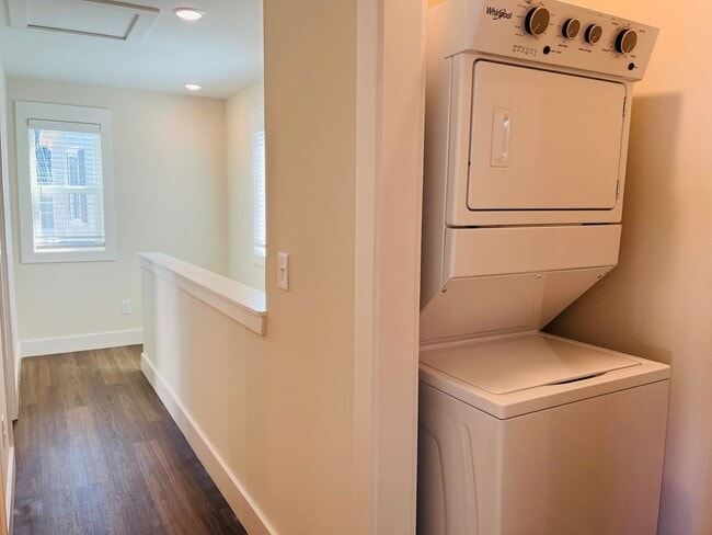 Building Photo - New Construction! 3 bedroom 2 bathroom home in Lagrange! Must see!