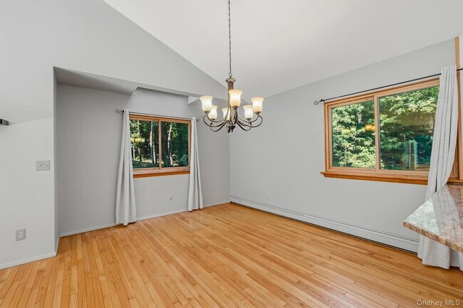 Building Photo - 383 NY-32
