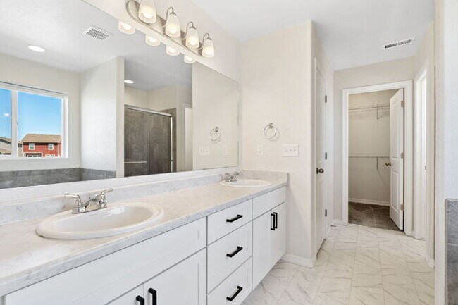 Building Photo - Modern 2-Story Home Near Peterson & Schrie...
