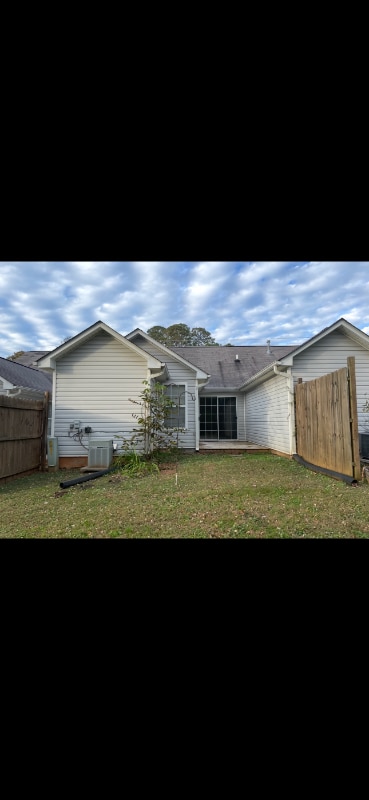 Building Photo - 35 W Sellers St