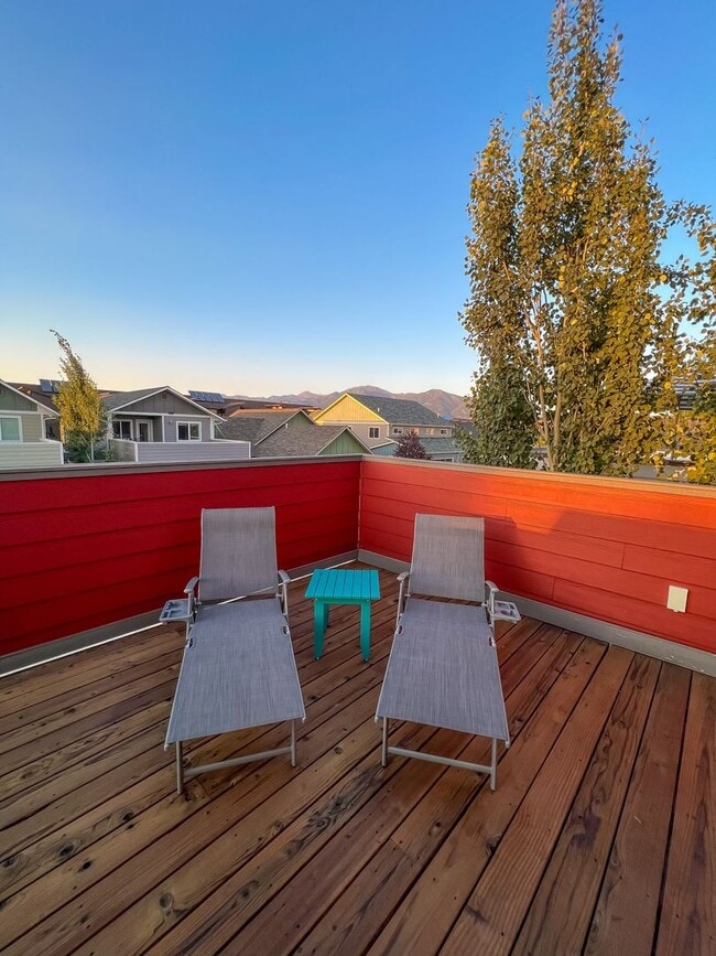 Building Photo - Charming Downtown Retreat: A Unique Blend of Urban Living and Montana Charm in Bozeman