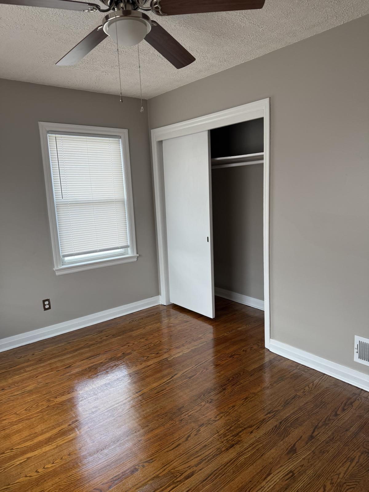 Building Photo - 1733 Bachmann Dr
