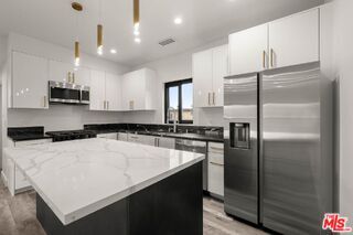 Building Photo - 1920 S Sherbourne Dr