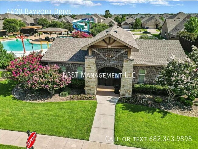 Building Photo - 4420 Bayport Dr