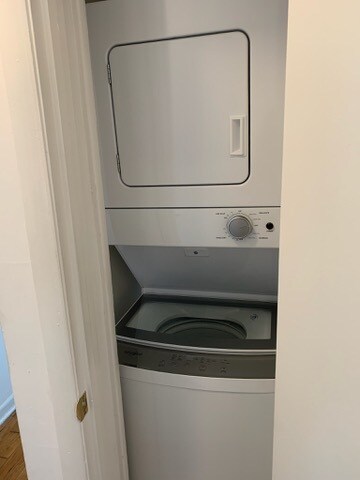 Building Photo - 1390 Bryant St NE