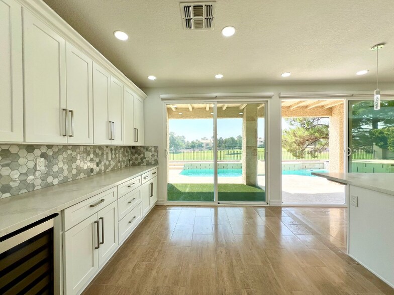 Building Photo - 5155 Makenna Ct