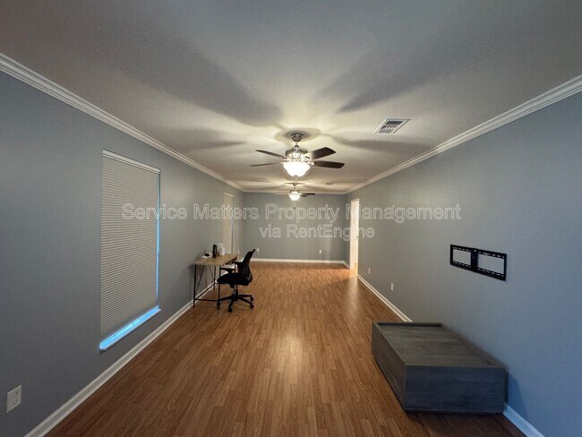 Building Photo - 8140 Tabaid Ln