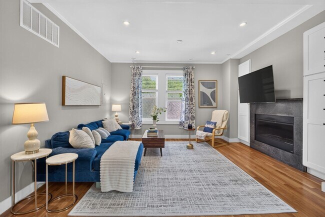 Building Photo - 44 Worley St