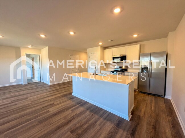 Building Photo - 396 Jackson Pt Cir