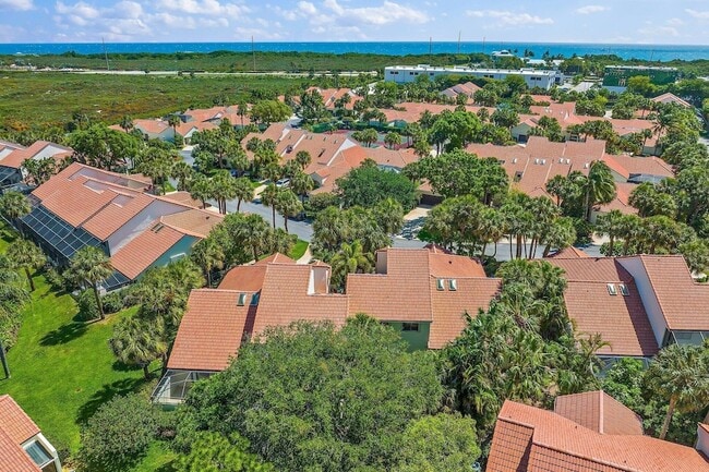 Building Photo - 101 Sea Oats Dr