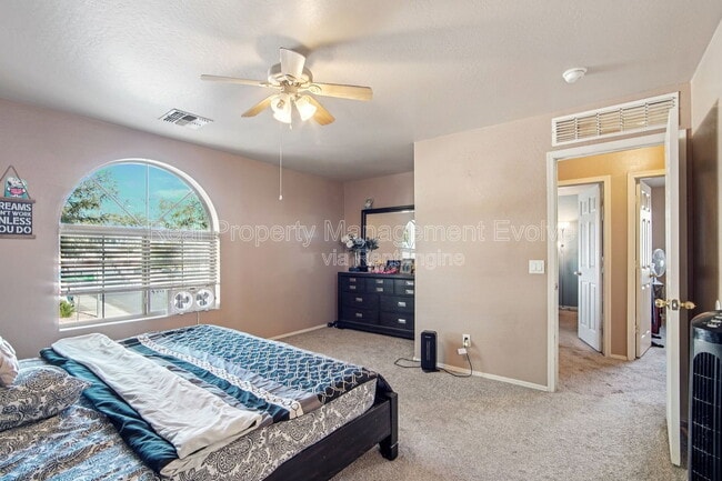 Building Photo - 12571 W Mauna Loa Ln
