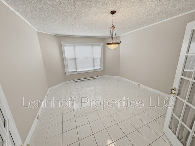 Building Photo - 25 Ware St