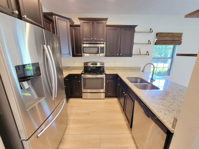 Building Photo - 2145 Wilsons Plover Cir