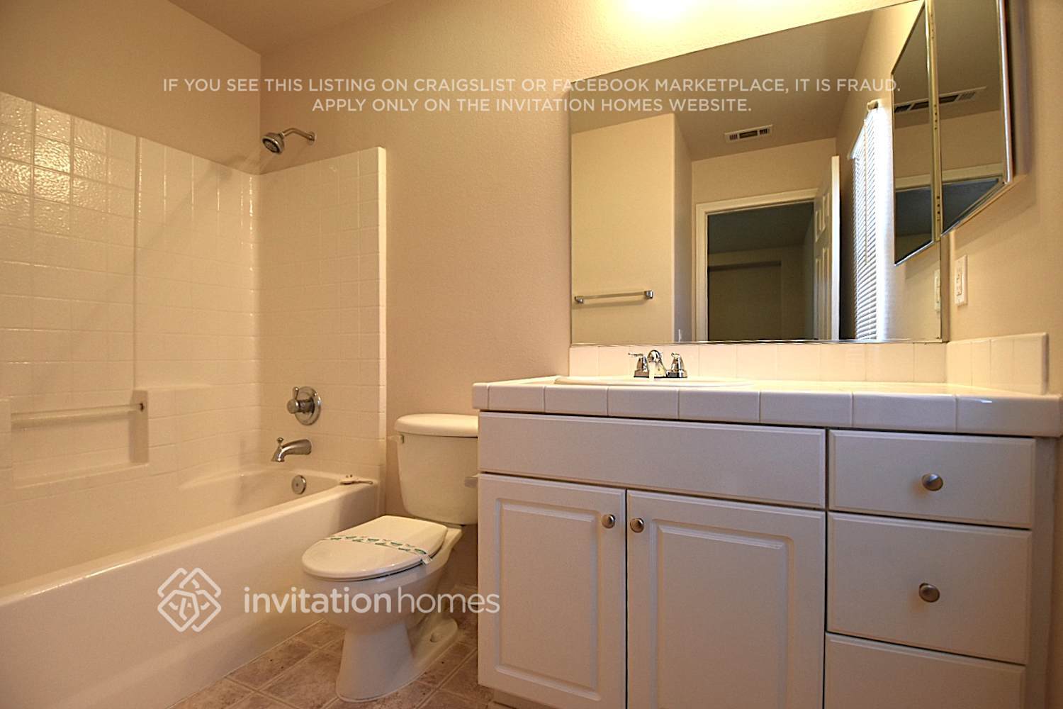 Building Photo - 5832 Ave K-14