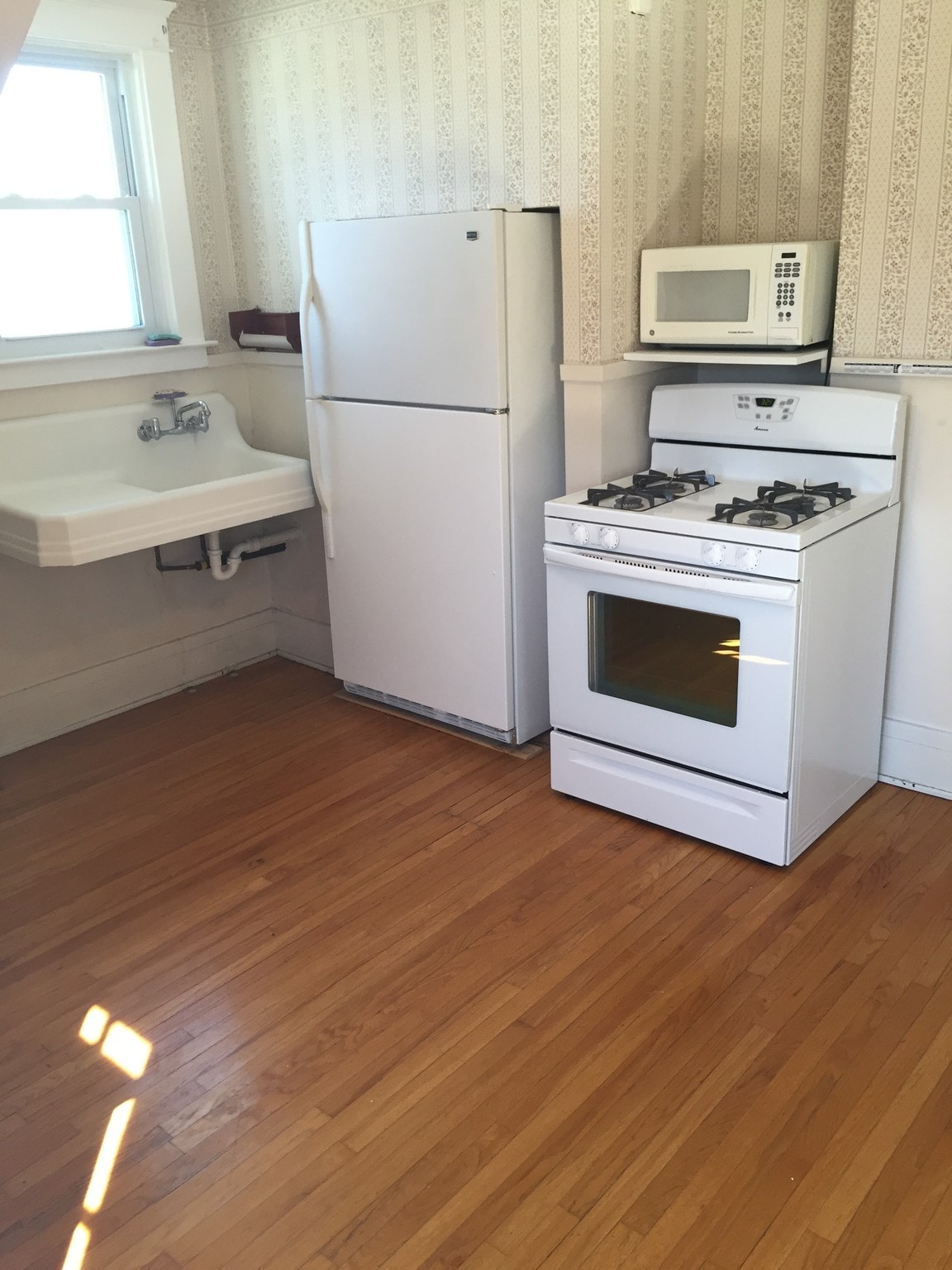 New fridge and stove - 61 Hirschfield Dr