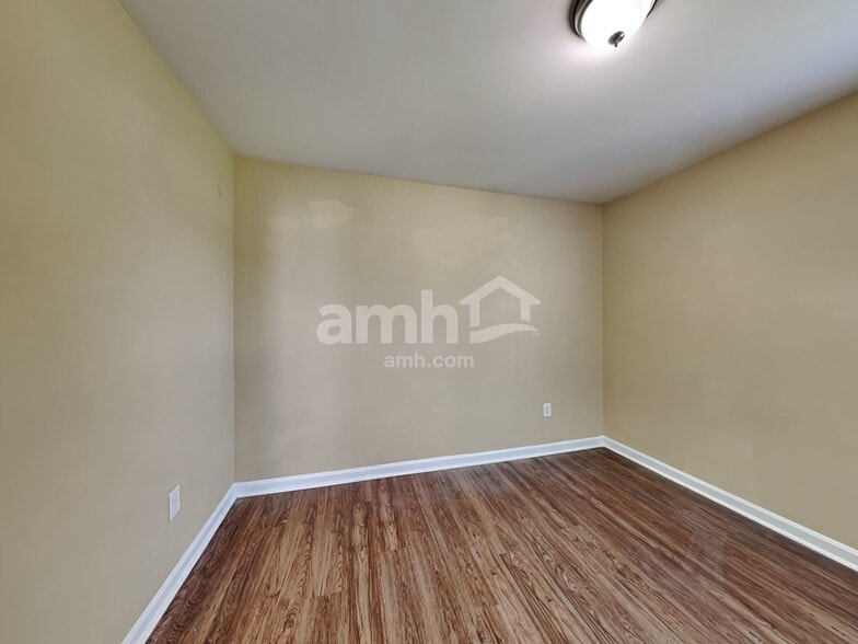 Building Photo - 32 Hocutt Farm Dr