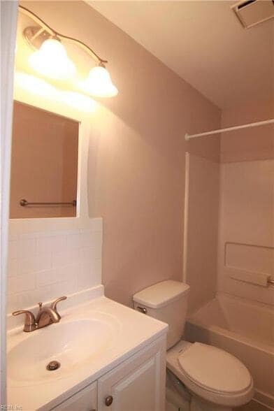 Building Photo - 1761 Ocean Bay Dr