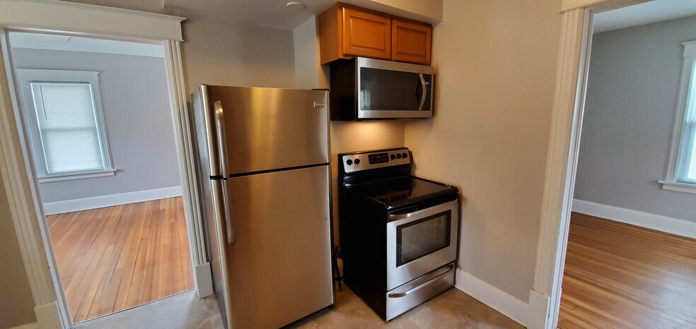 Building Photo - 601 South Academy Street