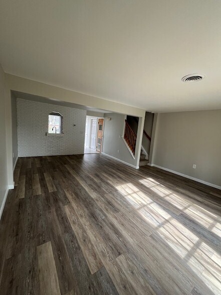 Dinning Area - 4800 Charles Rd