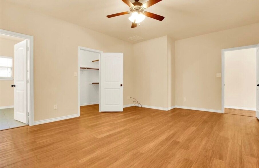 Building Photo - 4813 Pinnacle Pl