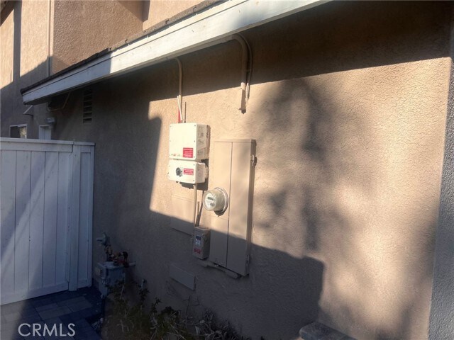 Building Photo - 17 Yellowpine Ln