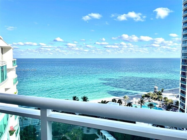 Building Photo - 3001 S Ocean Dr