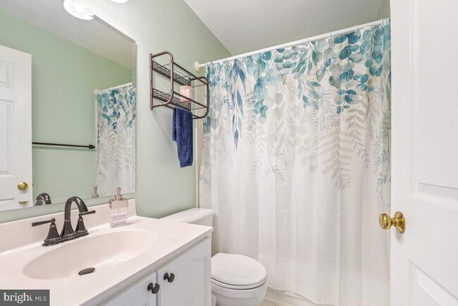 Building Photo - 46934 Trumpet Cir