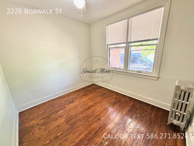 Building Photo - 2228 Norwalk St